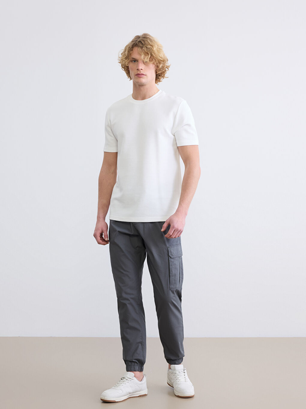 Ekru Bisiklet Yaka Erkek Tişört-1