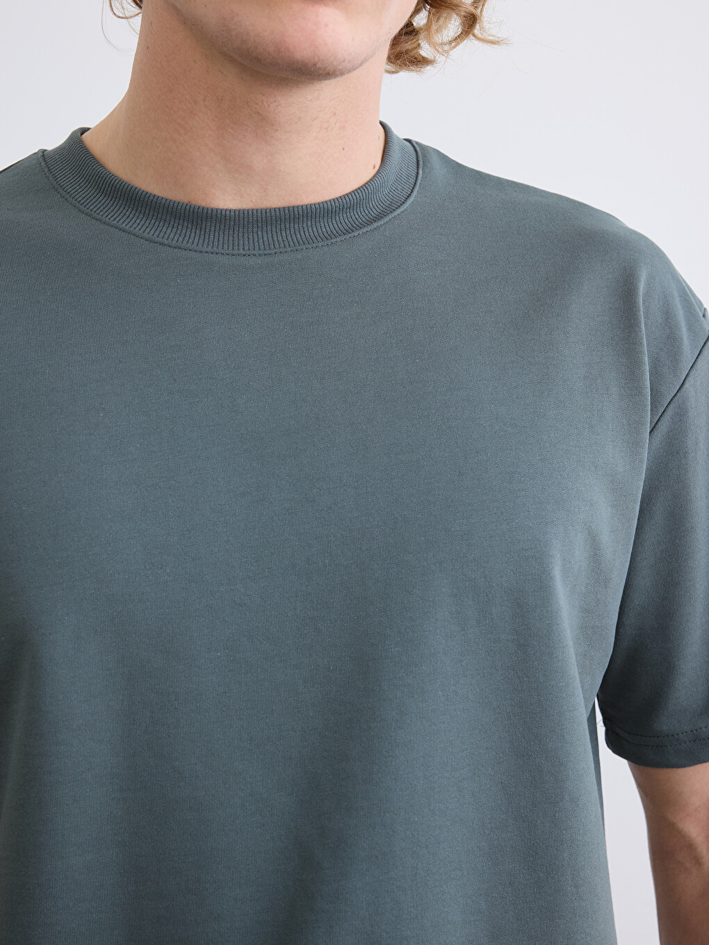Yeşil Bisiklet Yaka Kısa Kollu Erkek Sweatshirt-3