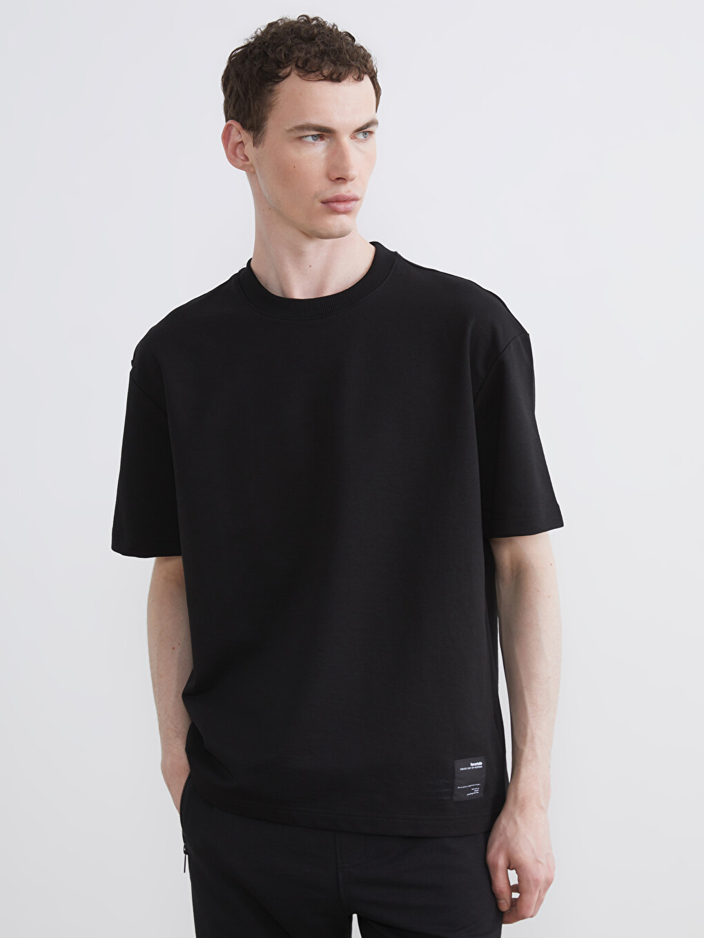 Siyah Bisiklet Yaka Kısa Kollu Erkek Sweatshirt