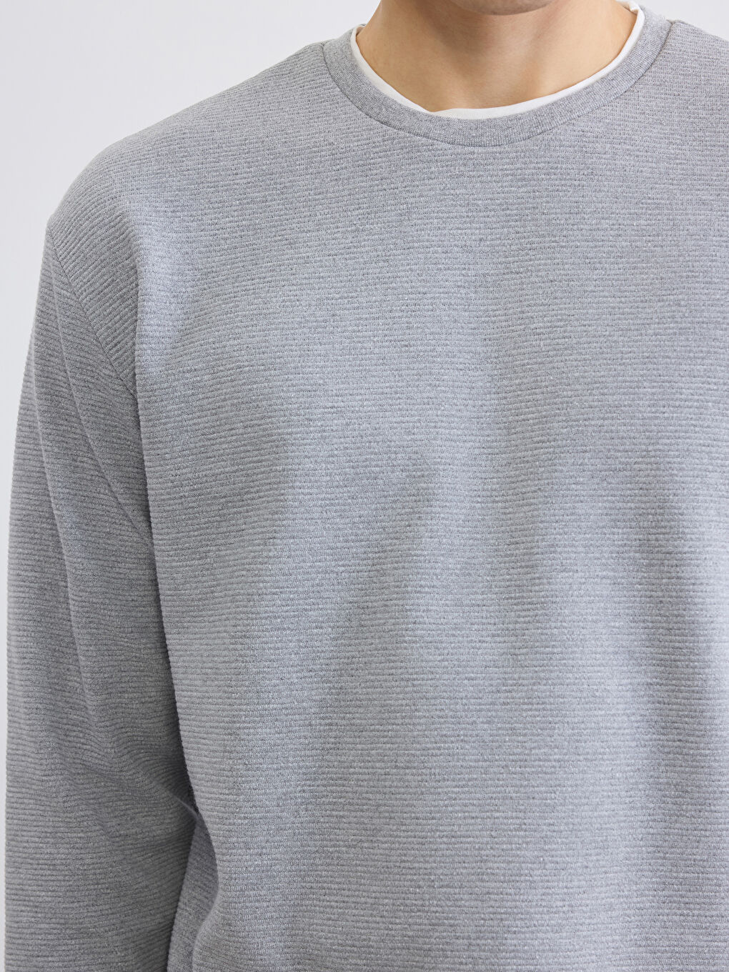 Gri Katman Görünümlü Bisiklet Yaka Erkek Sweatshirt-2