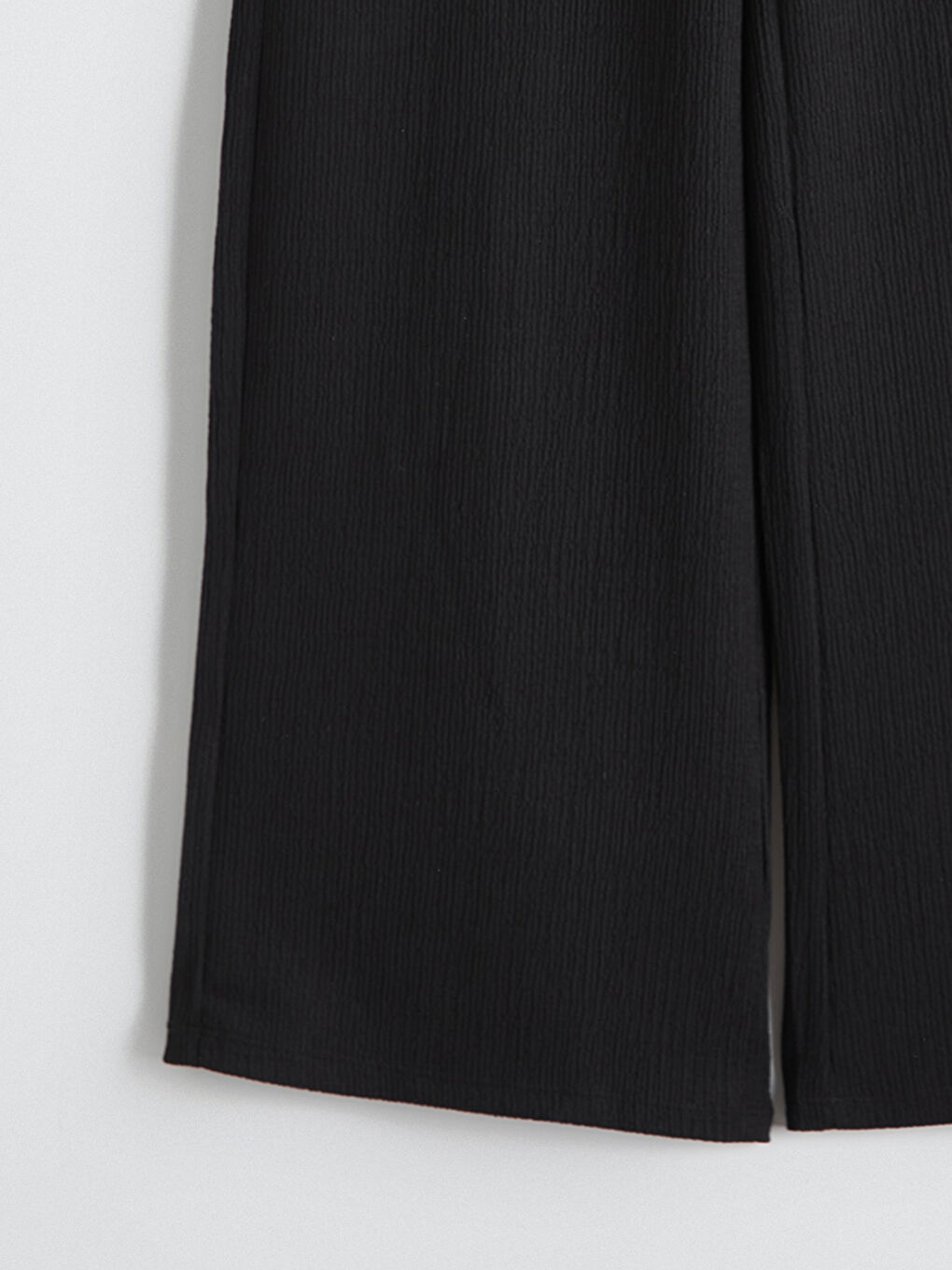 Textured Women's Trousers with Elastic Waistband-5