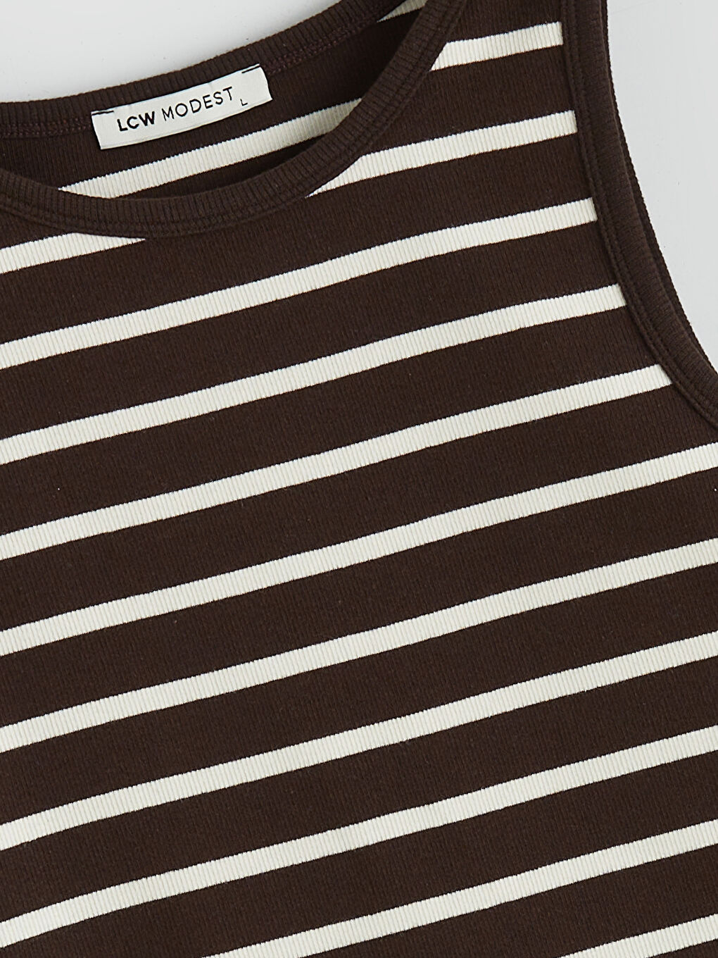 توب نسائي مخطط بلا كم بكول مدور.-5