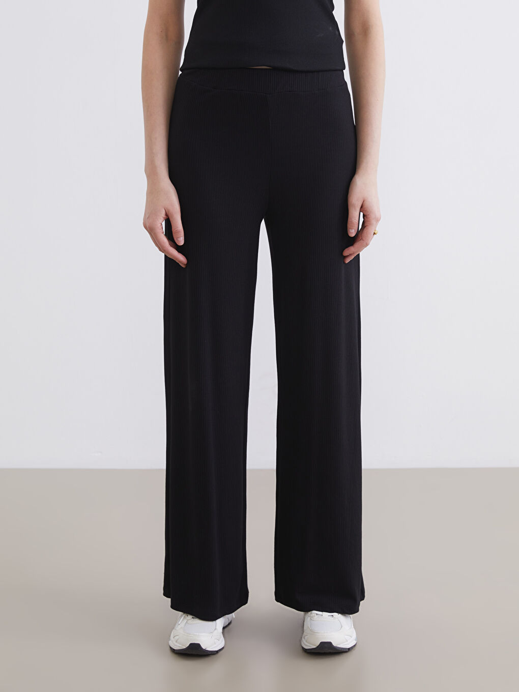 Textured Women's Trousers with Elastic Waistband-1