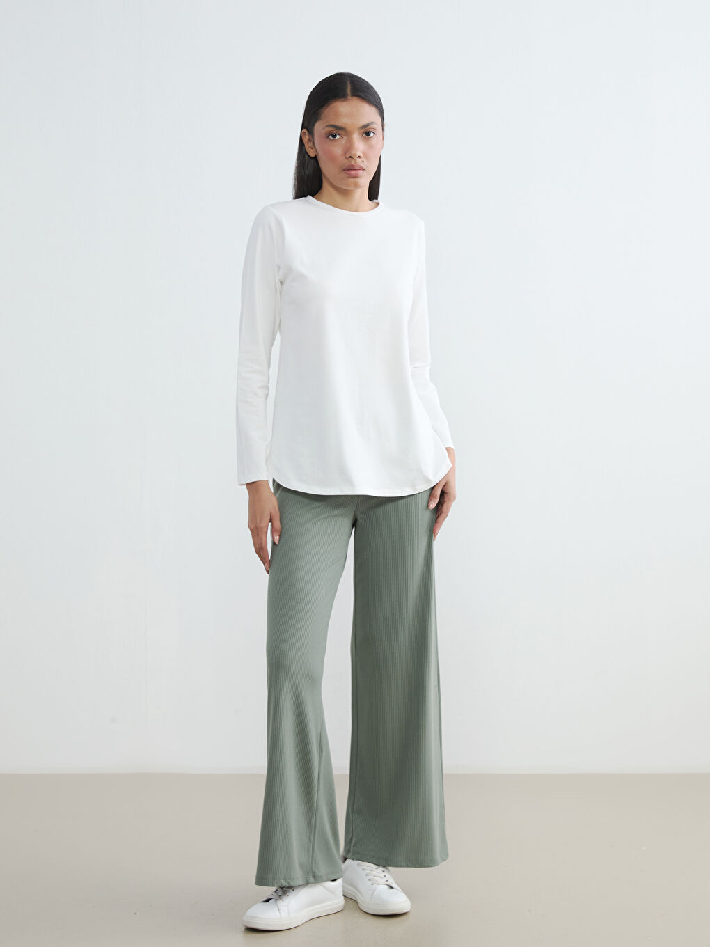 Textured Women's Trousers with Elastic Waistband