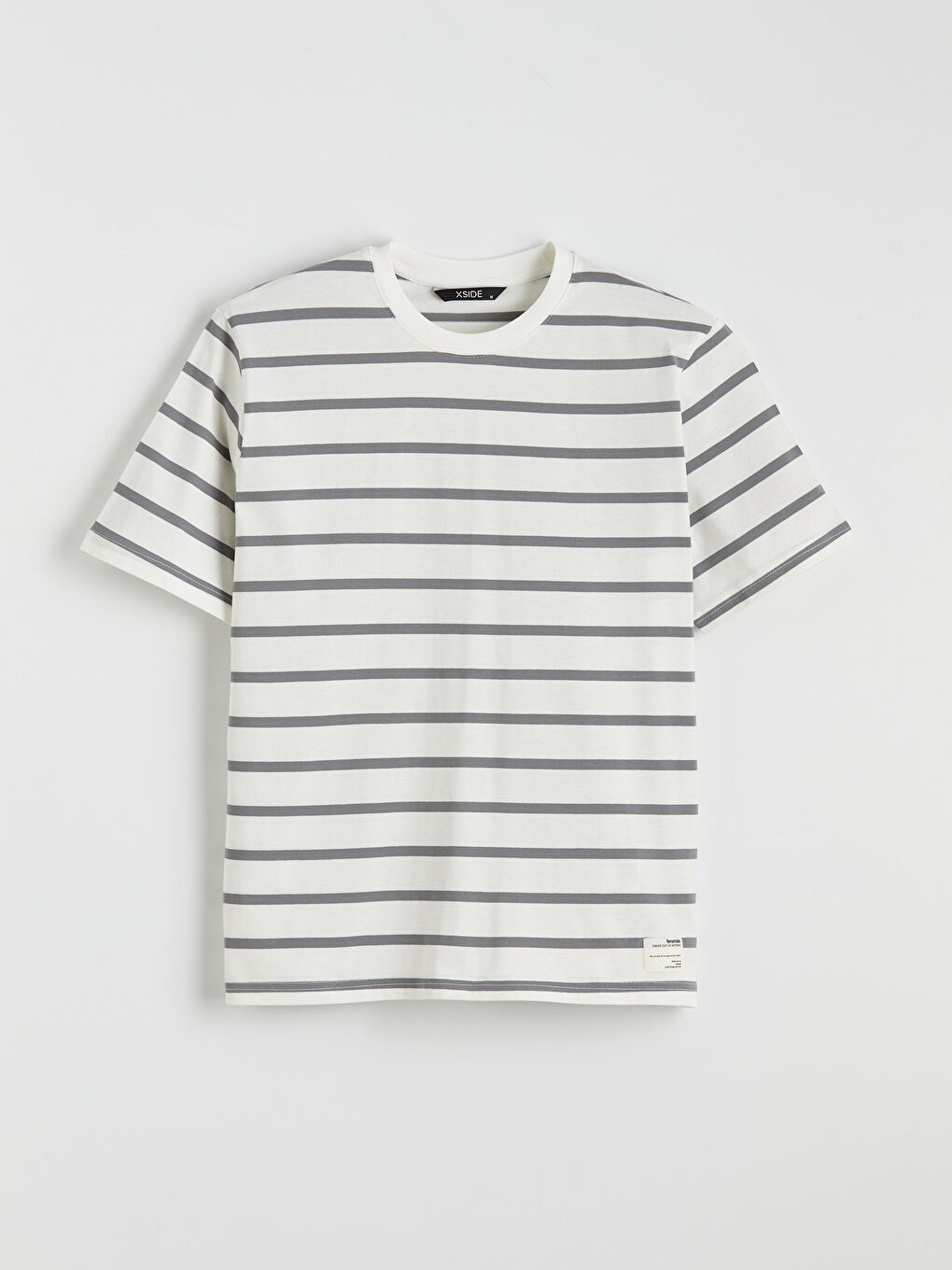 Gri Bisiklet Yaka Çizgili Penye Erkek Tişört-4