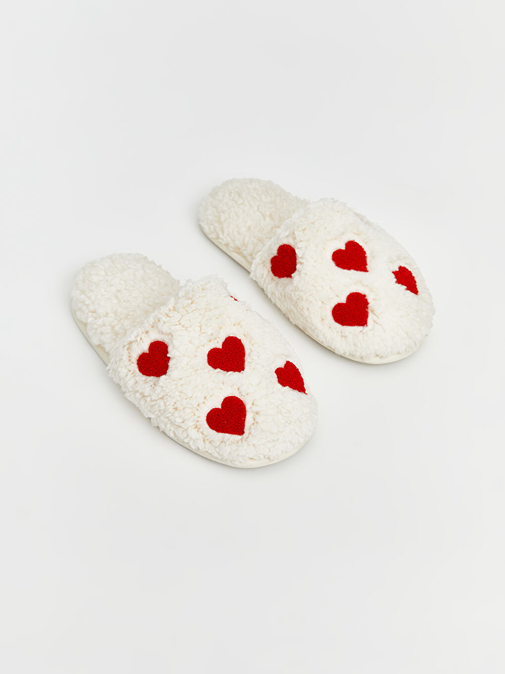 Heart Patterned Women's Slippers-1