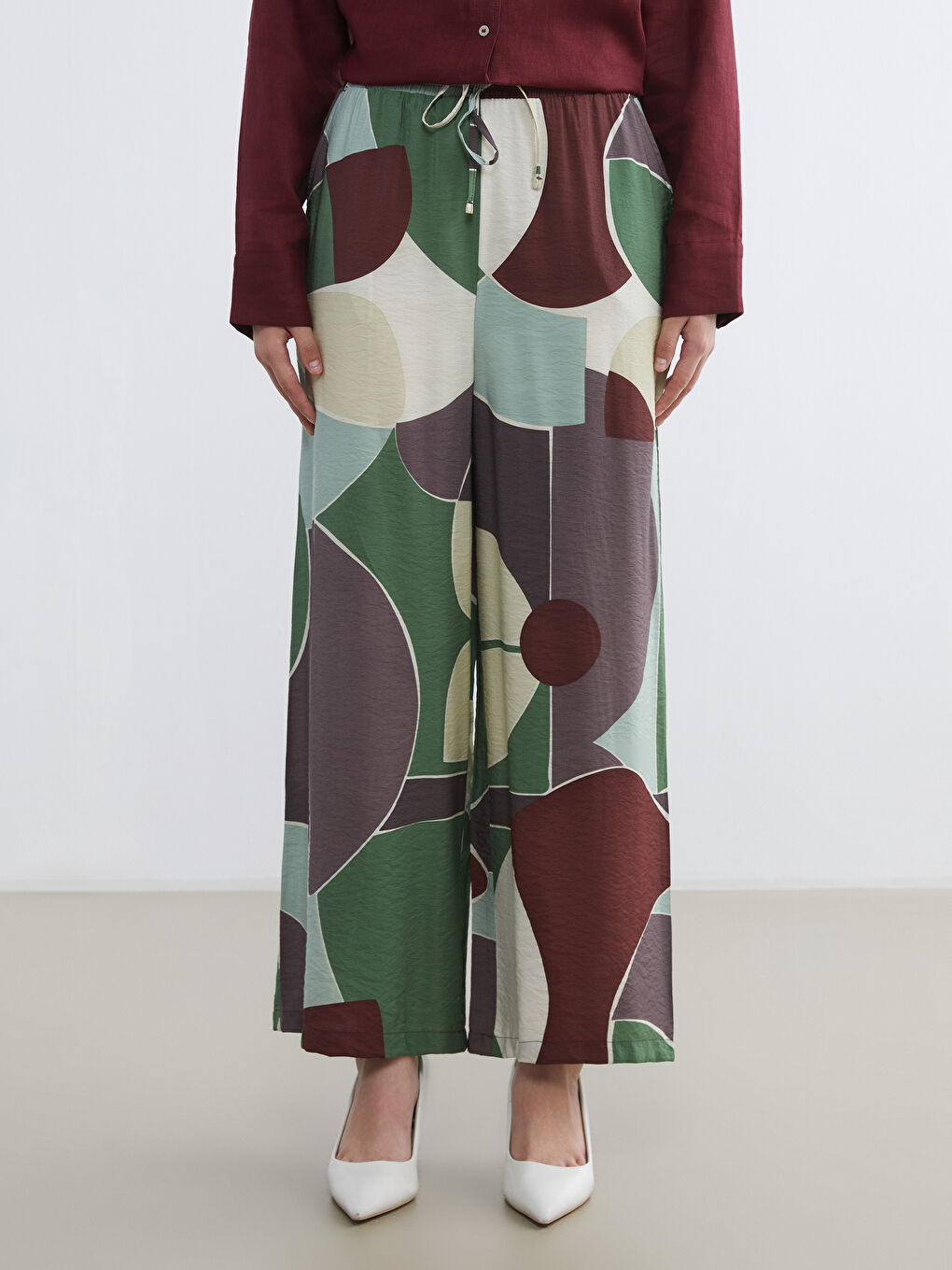 پانتۆڵ سه‌وز ژن-1