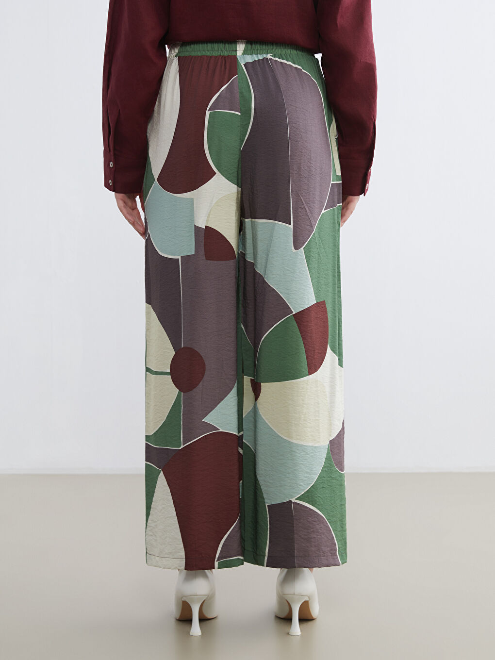 پانتۆڵ سه‌وز ژن-3