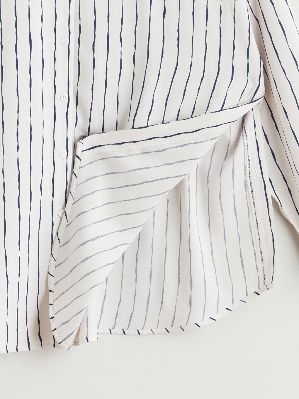 Полосатая оверсайз женская рубашка-туника-5