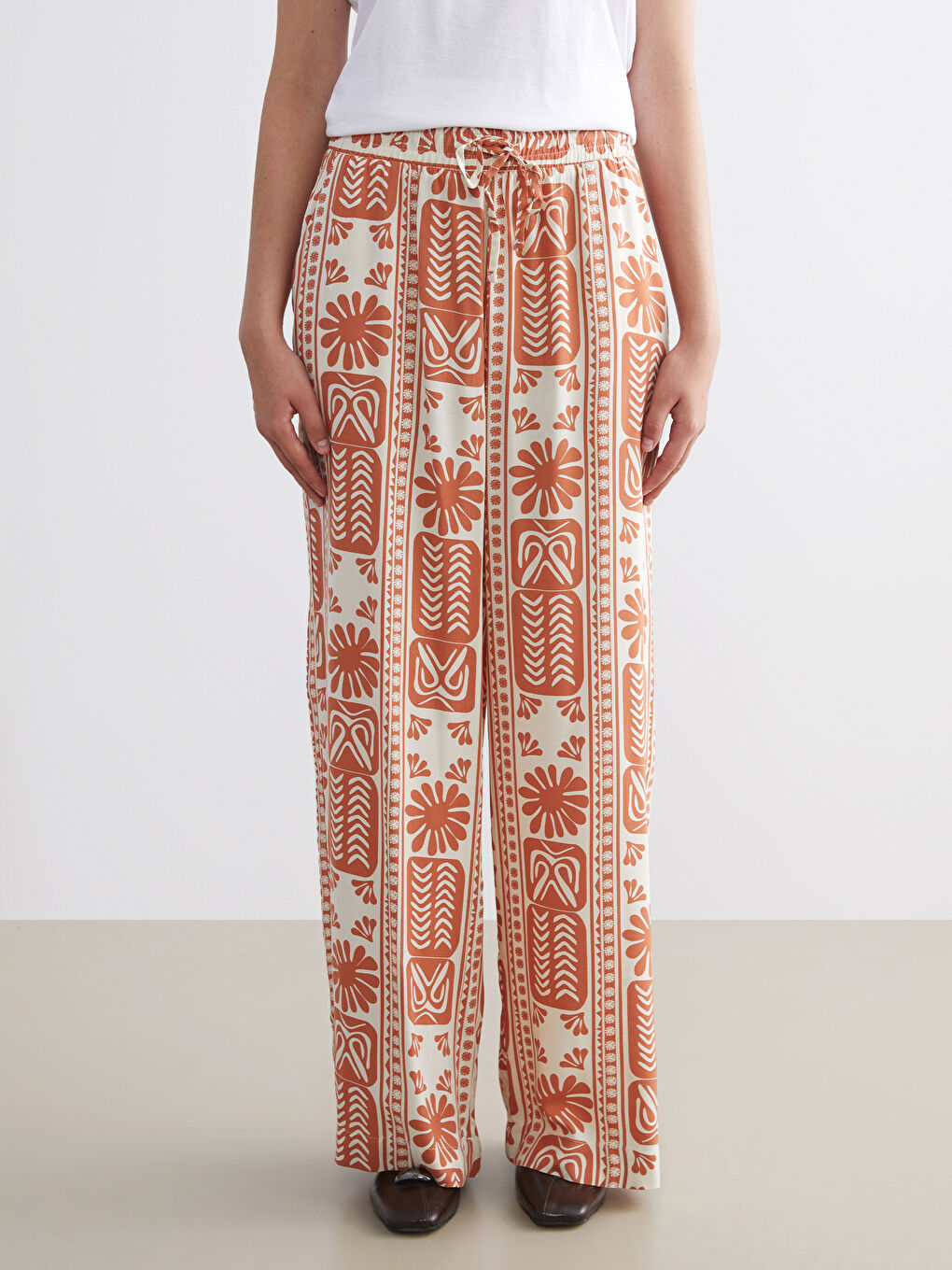 Elastic Waist Printed Wide Leg Women's Trousers-1