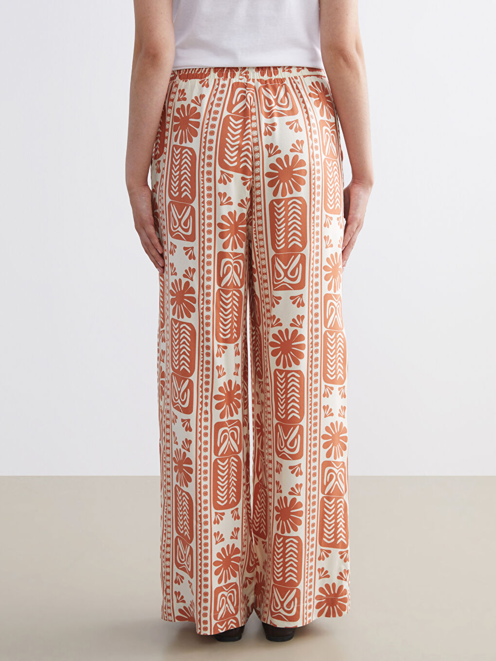 Elastic Waist Printed Wide Leg Women's Trousers-3
