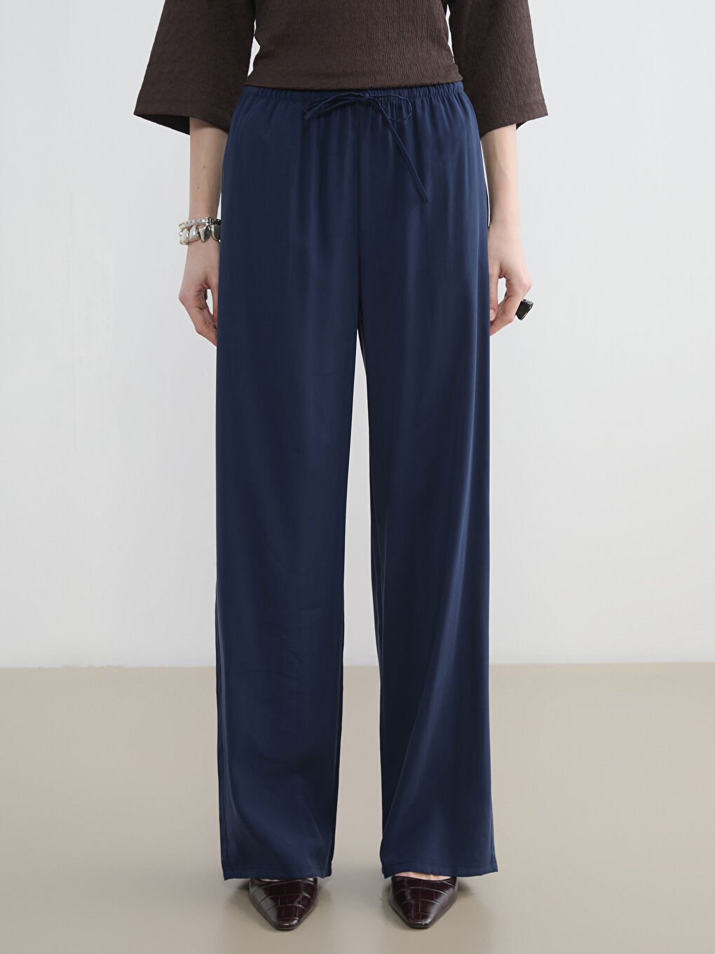 Lacivert Beli Lastikli Kadın Pantolon-1