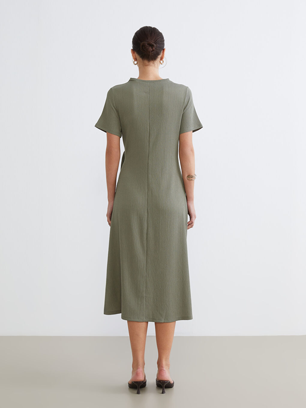 Женщины Хаки Платье-3
