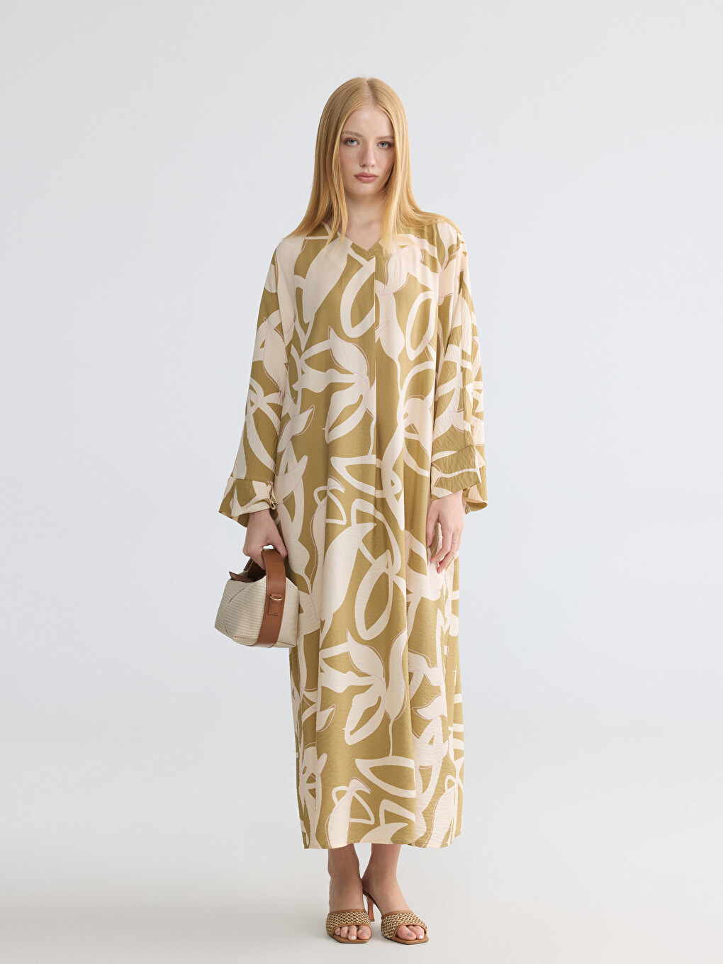 V Neck Patterned A Line Oversize Dress-1