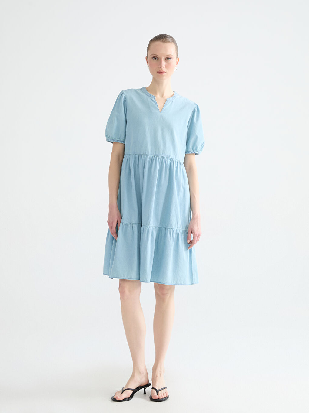 عەزێی جینز نیلی ژن-1