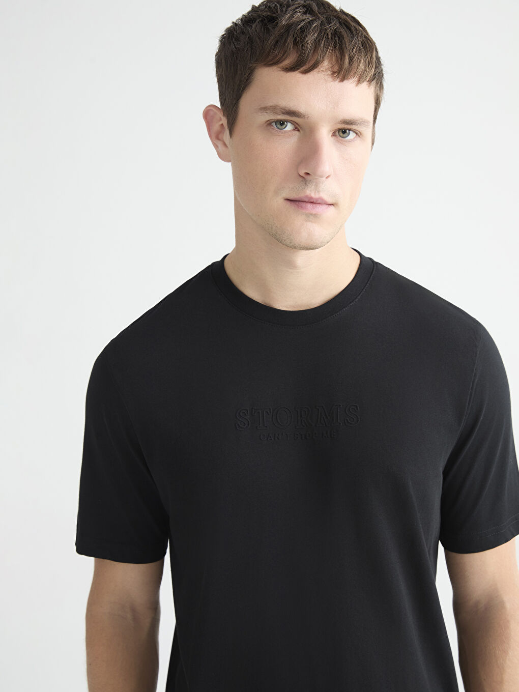 Siyah Bisiklet Yaka Baskılı Penye Erkek Tişört