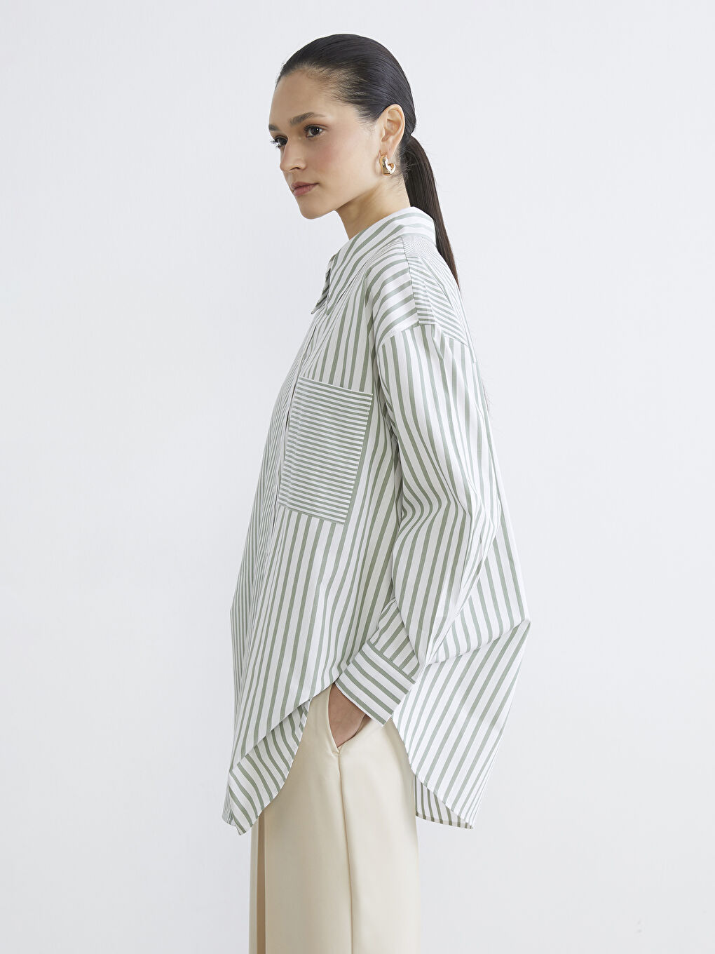 تونيك قميص أخضر امرأة