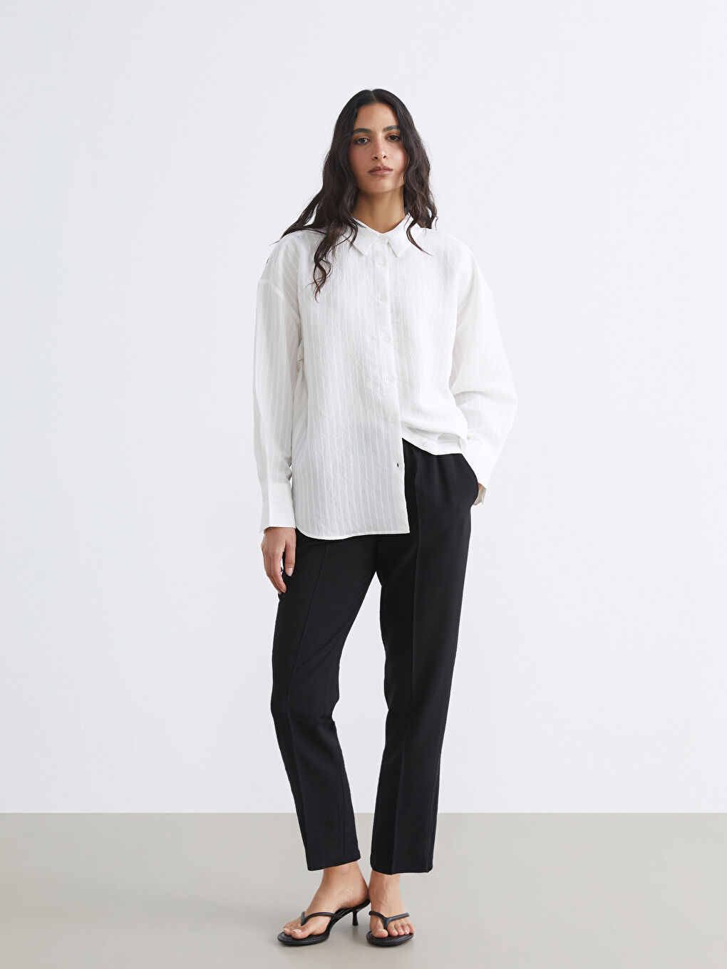 Elastic Waist Carrot Fit Women's Trousers