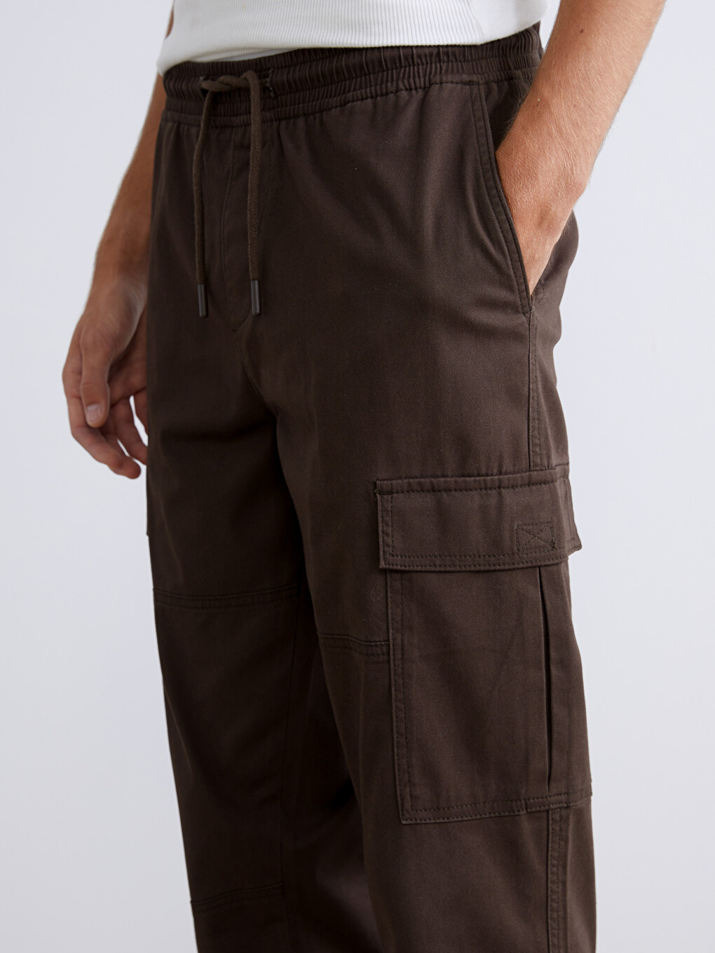 Man BROWN Cargo Trousers-2