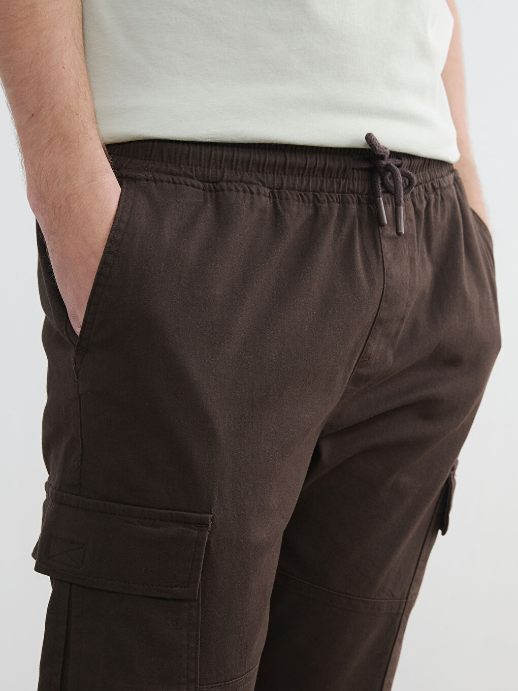 Kahverengi Standart Kalıp Gabardin Erkek Kargo Pantolon-2