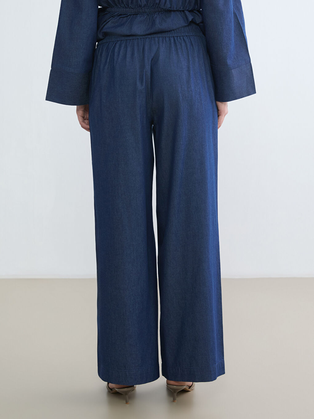 Woman INDIGO Jeans-3