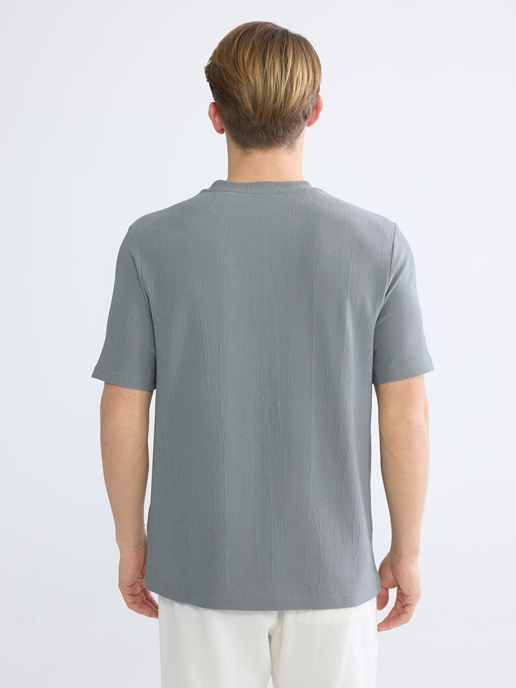 Gri Bisiklet Yaka Baskılı  Erkek Tişört-3