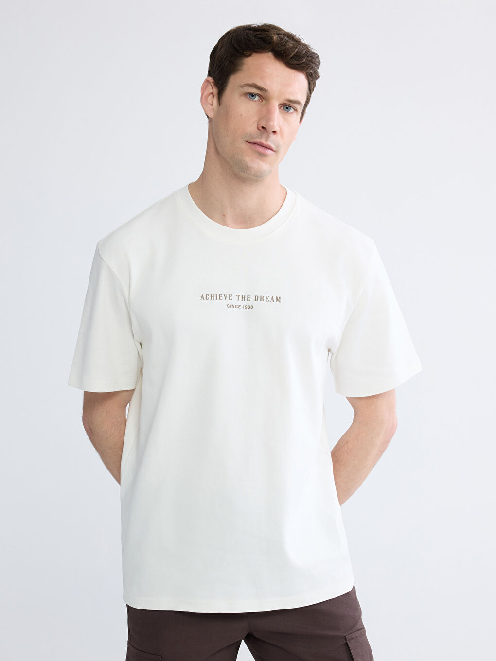 Ekru Oversize Fit Bisiklet Yaka Baskılı Erkek Tişört