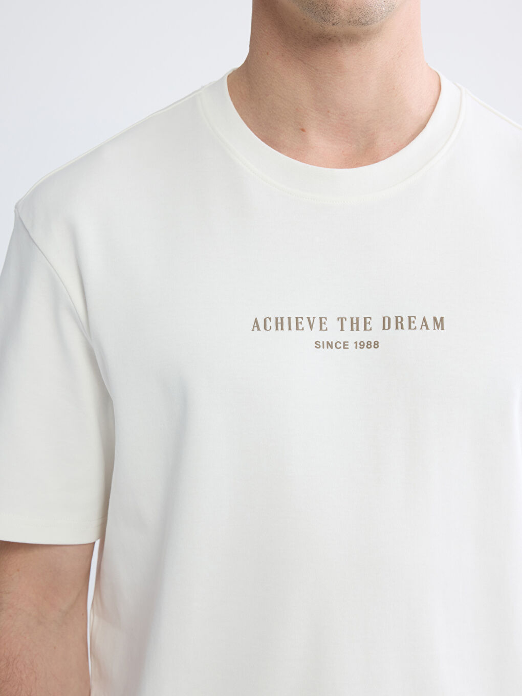 Ekru Oversize Fit Bisiklet Yaka Baskılı Erkek Tişört-2