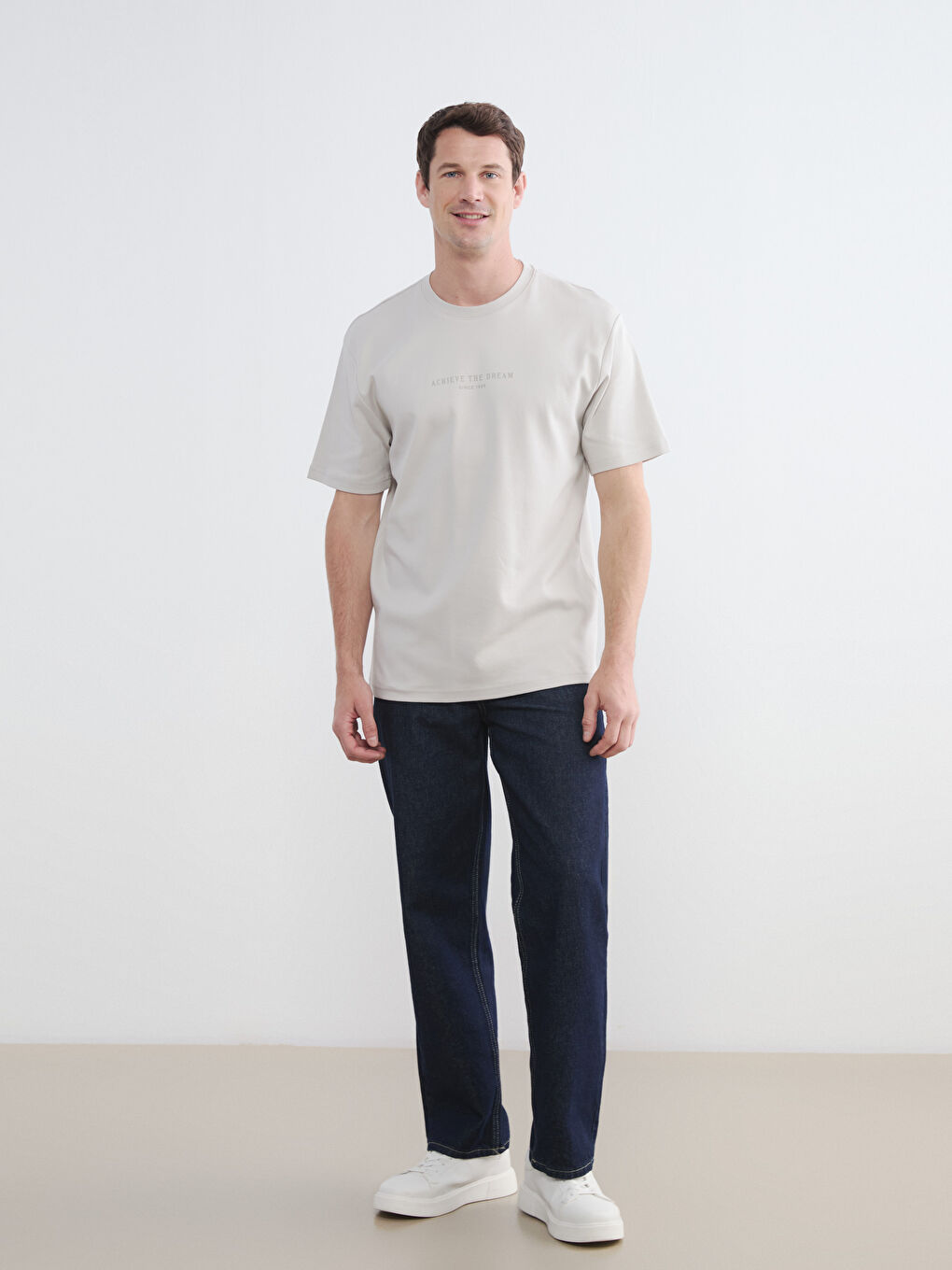 Bej Oversize Fit Bisiklet Yaka Baskılı Erkek Tişört-1