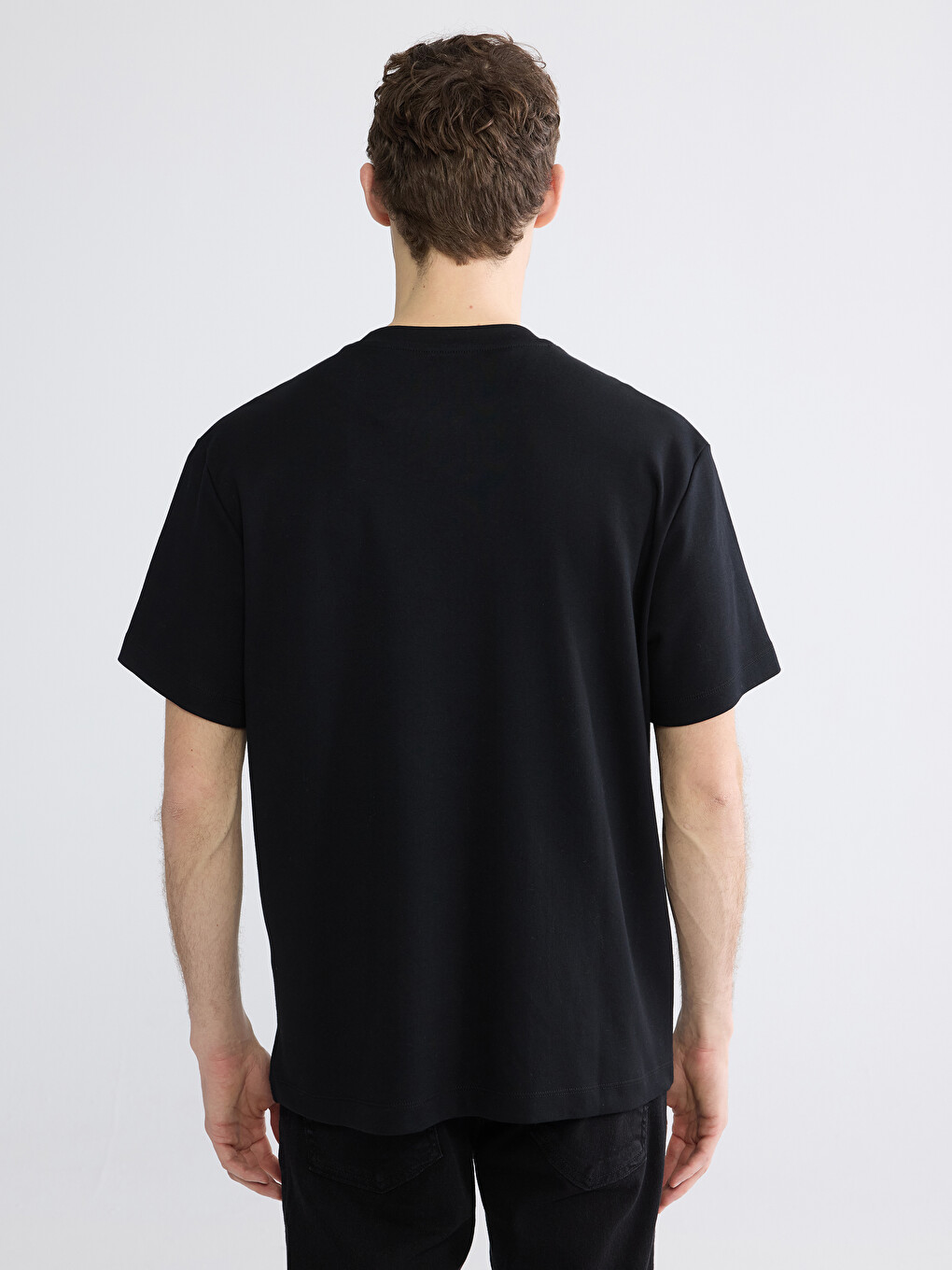Siyah Oversize Fit Bisiklet Yaka Baskılı Erkek Tişört-3