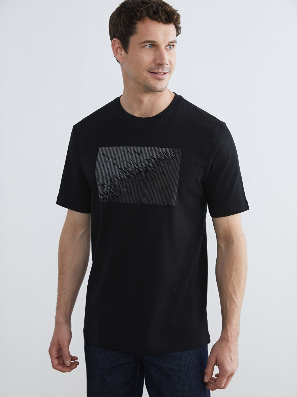 Siyah Bisiklet Yaka Baskılı Penye Erkek Tişört