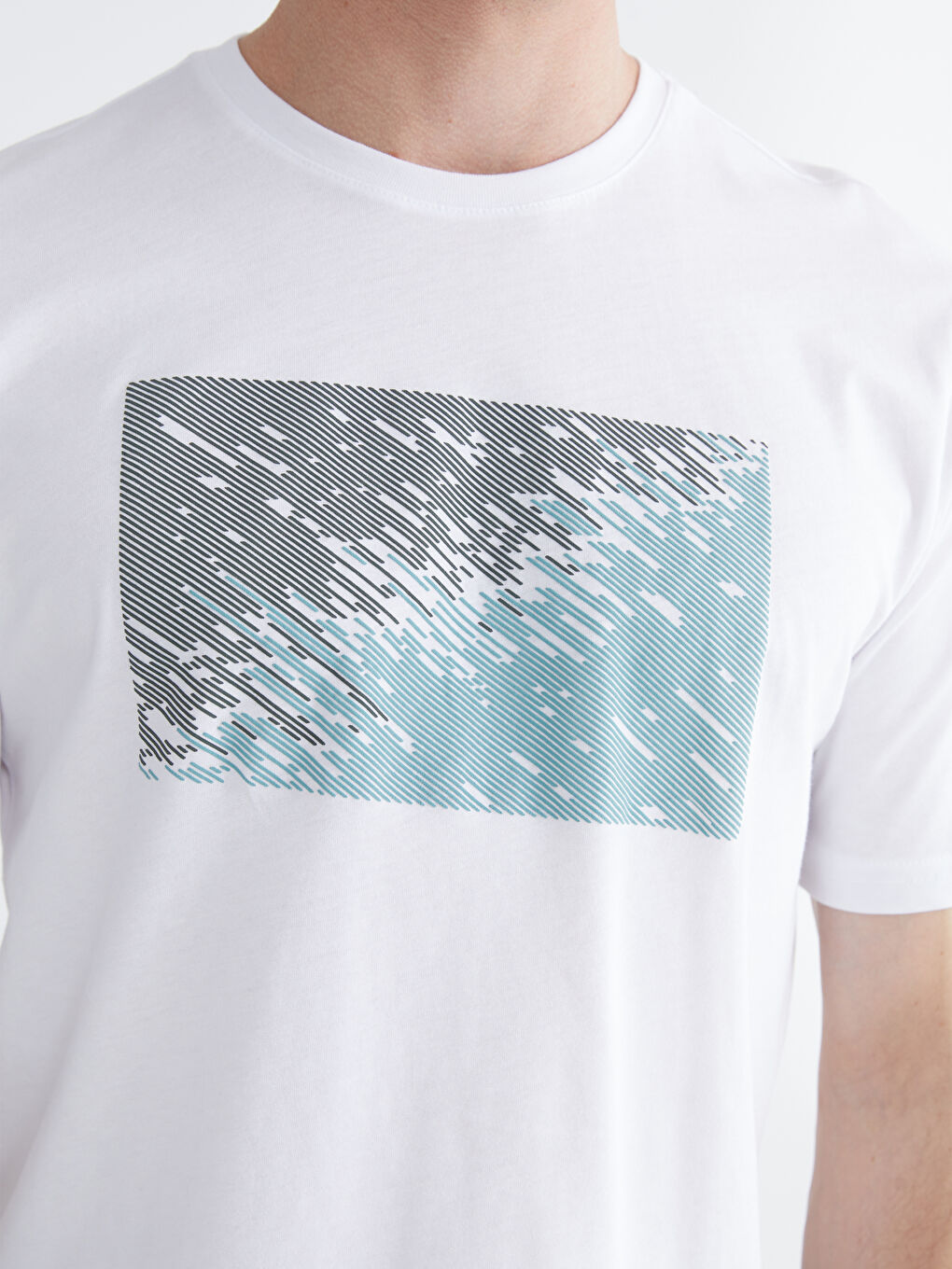 Beyaz Bisiklet Yaka Baskılı Penye Erkek Tişört-2