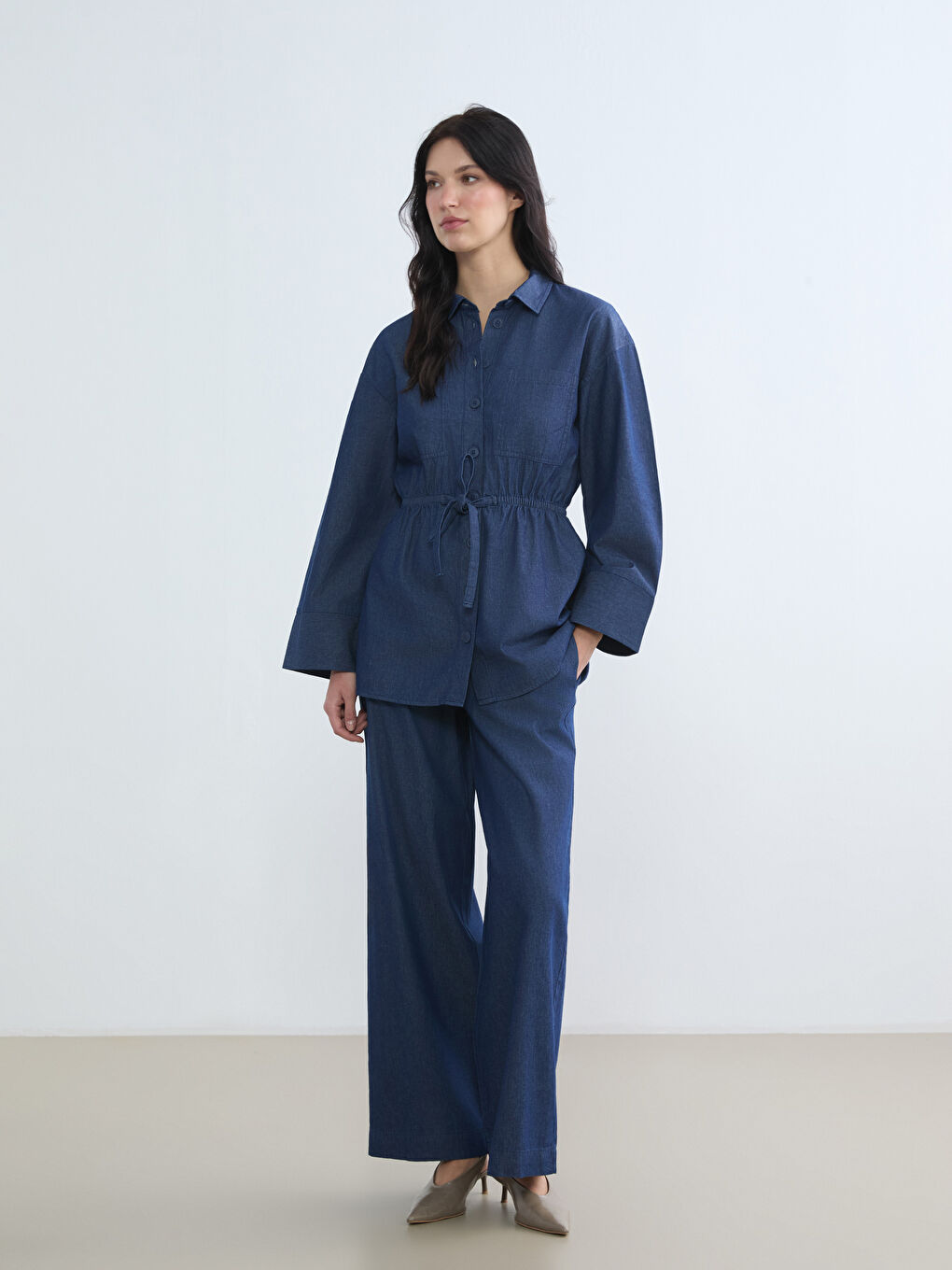 Жинақталған әйелдер джинсы жейде-1