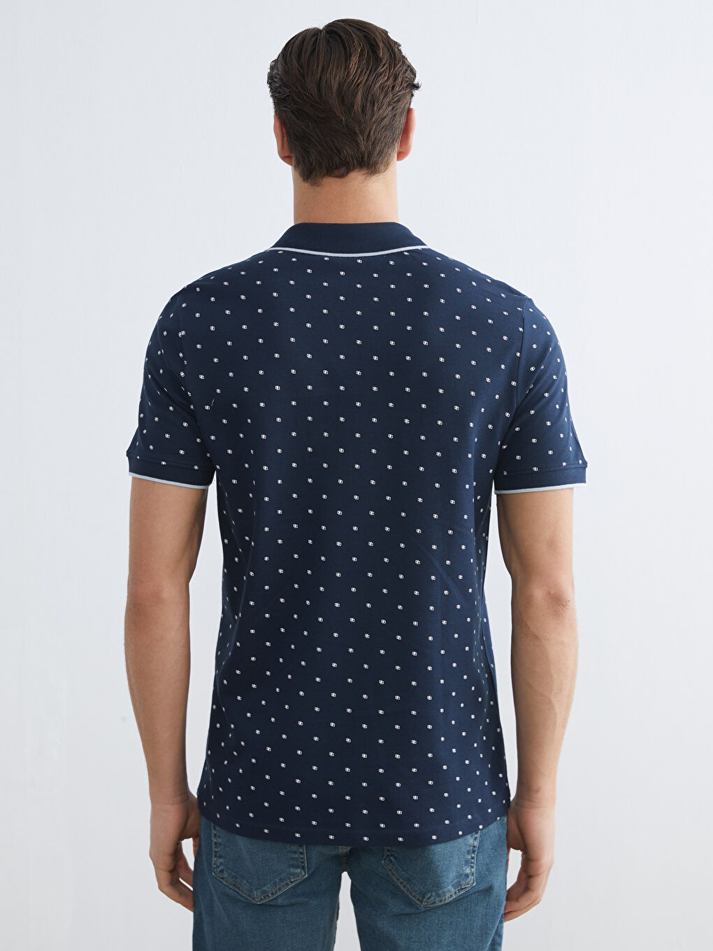 تي شيرت ياقة بولو منقوش بيكيه للرجال-3