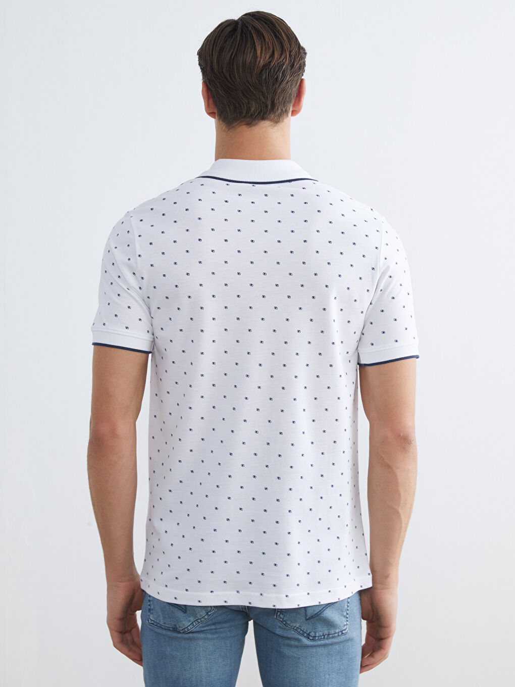 تي شيرت ياقة بولو منقوش بيكيه للرجال-3