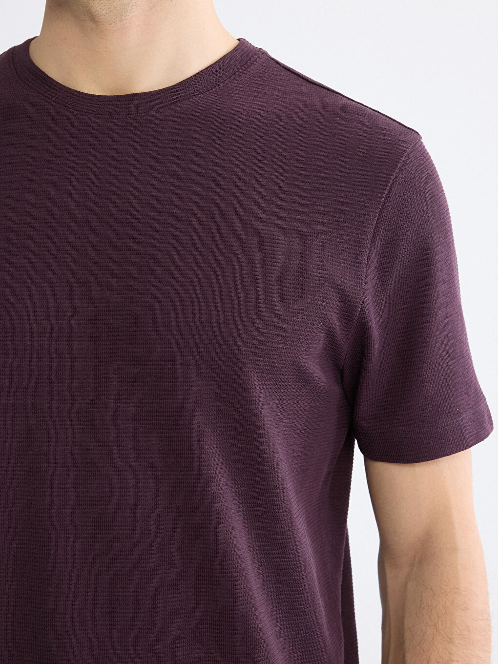 تي شيرت ارجواني غامق رجال-2