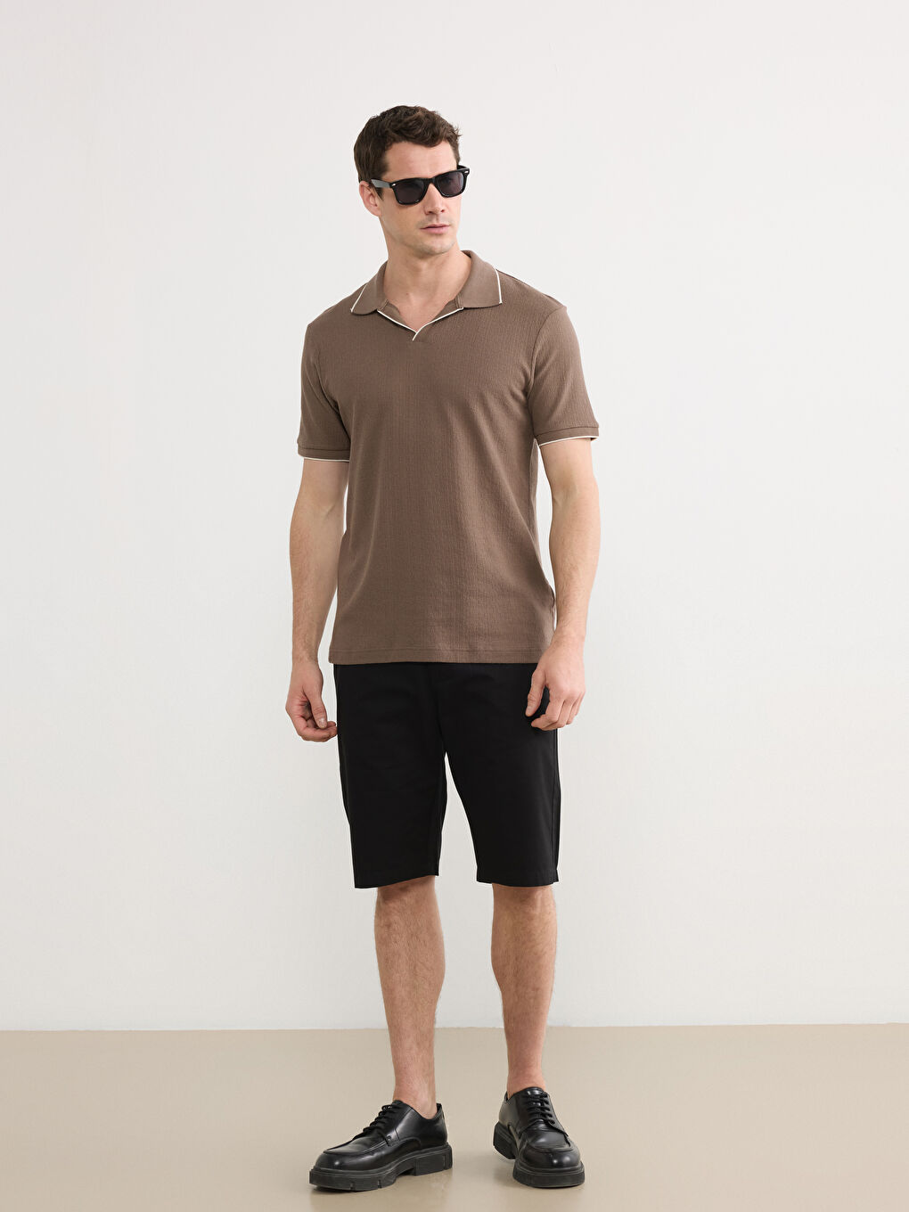 Kahverengi Polo Yaka Erkek Tişört-1