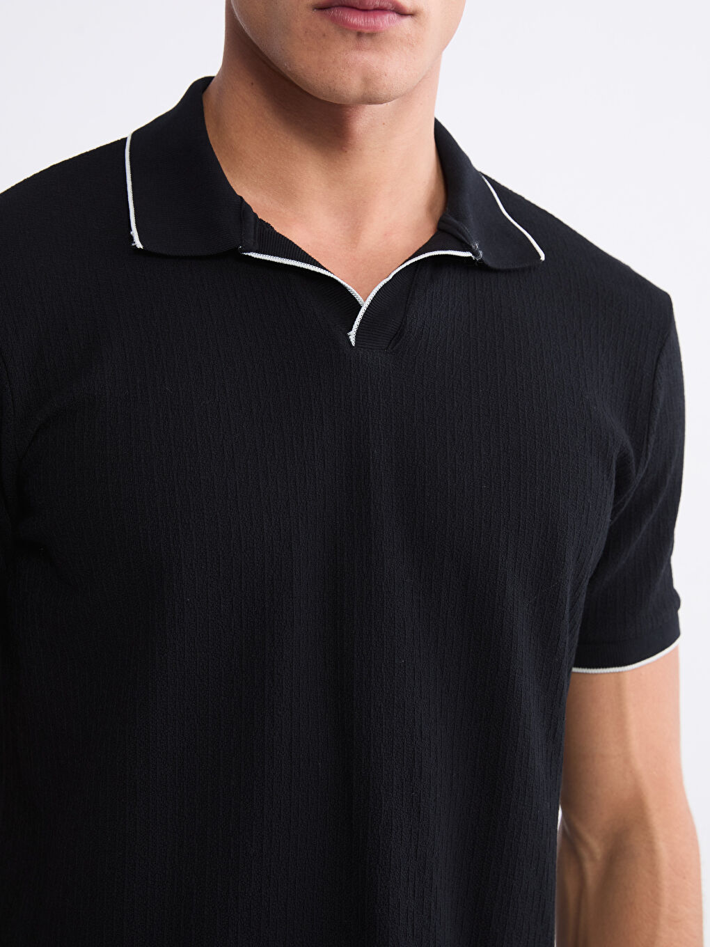 Siyah Polo Yaka Erkek Tişört-2