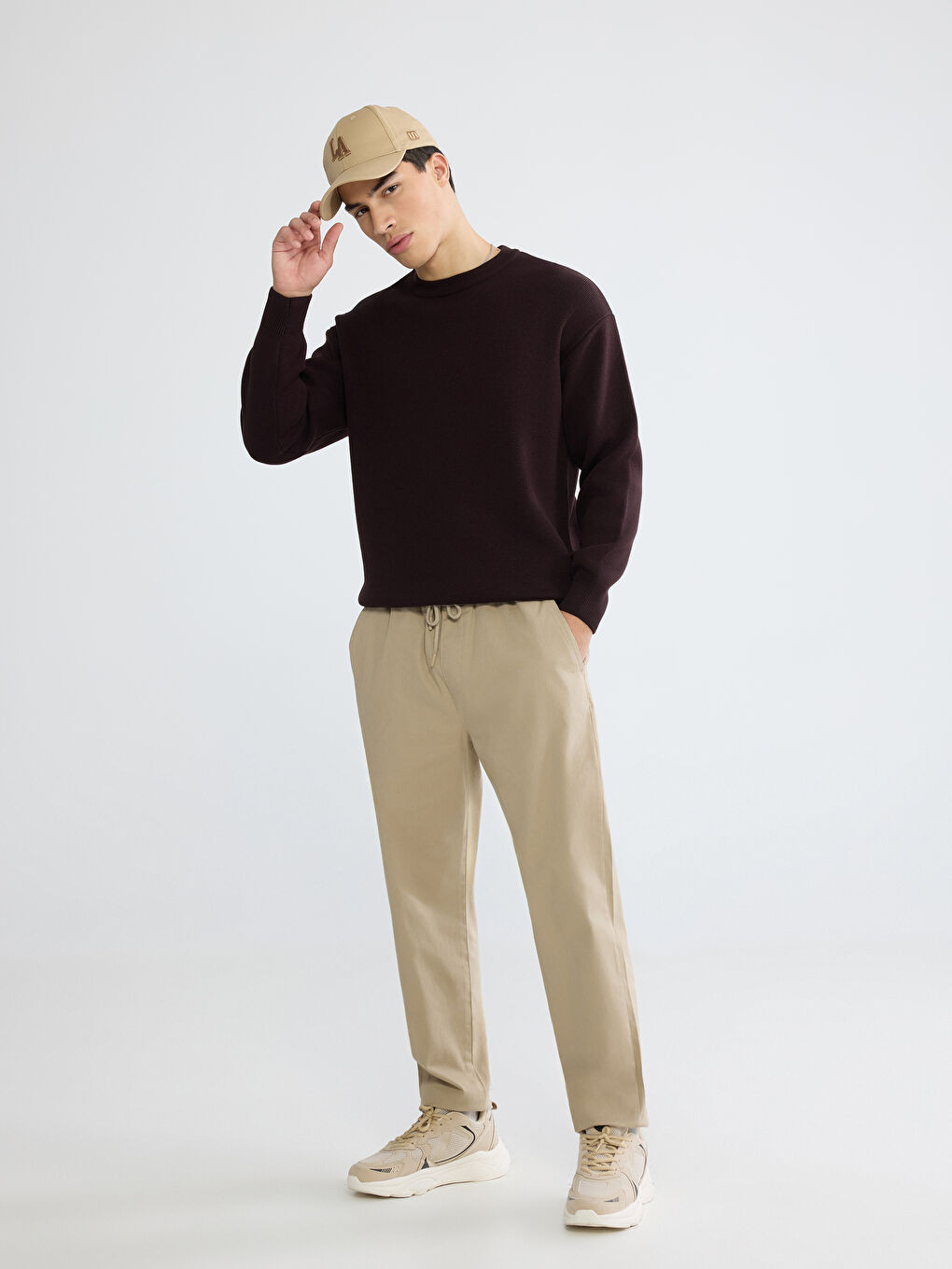 Bej Standart Kalıp Erkek Gabardin Jogger Pantolon