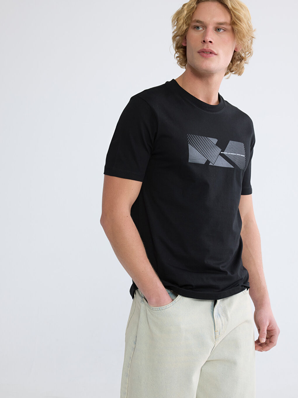 Man BLACK T-Shirt-2