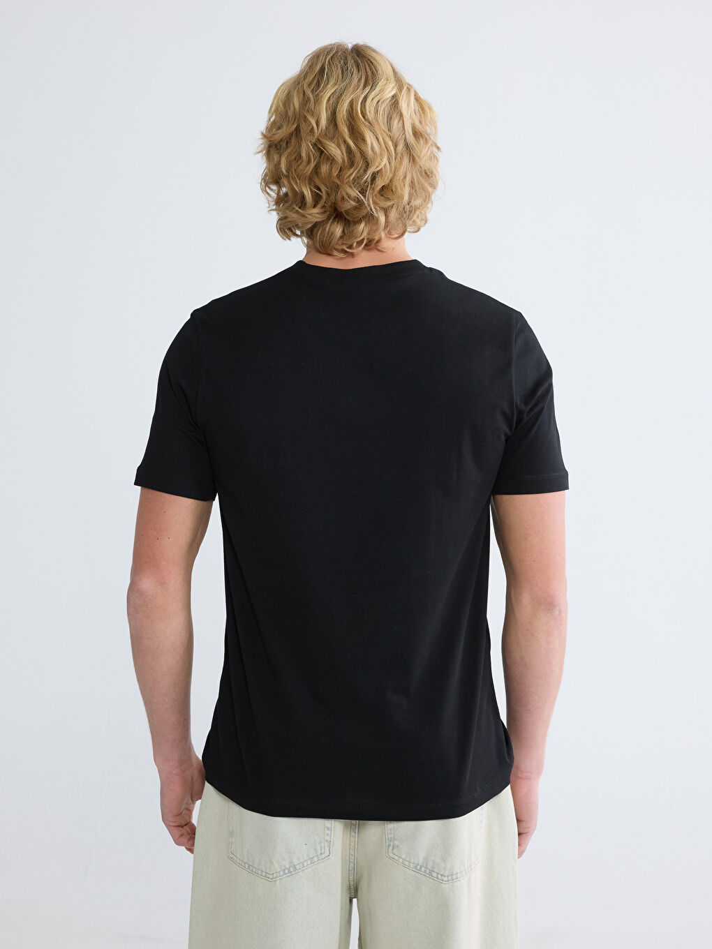Man BLACK T-Shirt-3