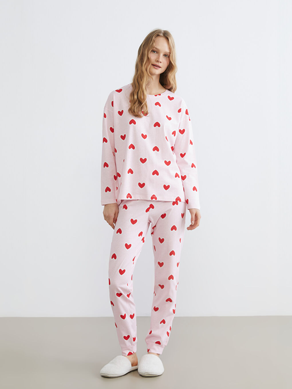 Pembe Bisiklet Yaka Kalp Baskılı Kadın Pijama Takımı