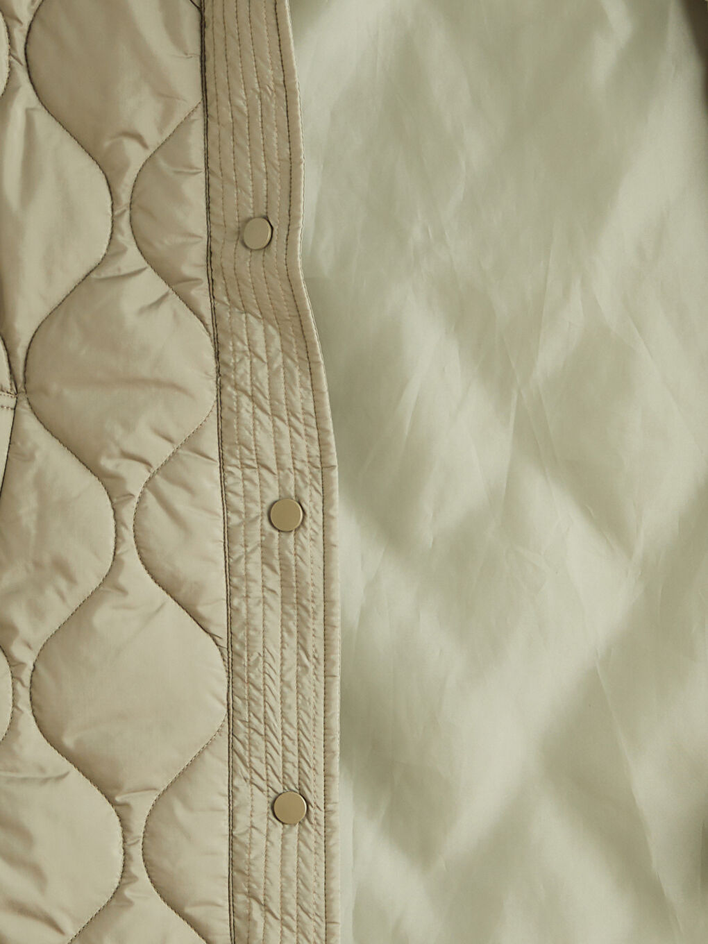 Haki Dik Yaka Kapitone Kadın Şişme Yelek-6