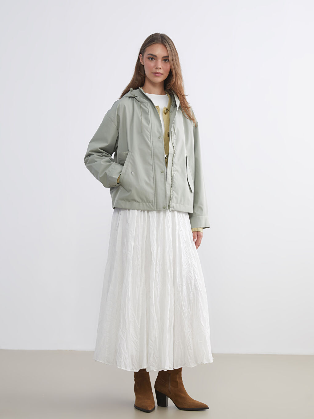 Haki Kapüşonlu Oversize Kadın Yağmurluk-1