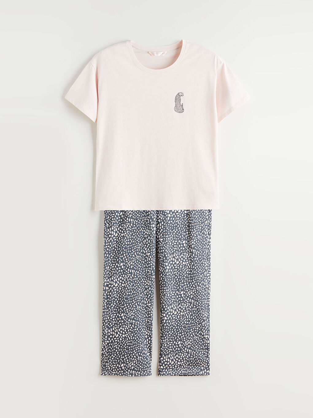 Gri Leopar Desenli Kadın Pijama Takımı-4