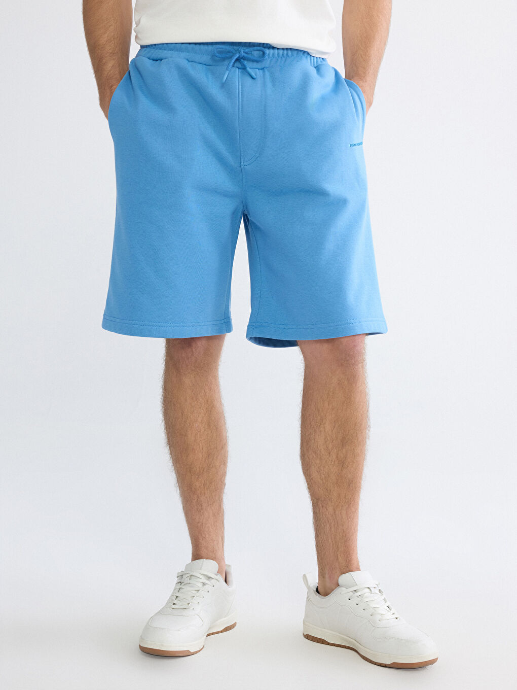 Mavi Standart Kalıp Erkek Şort-1