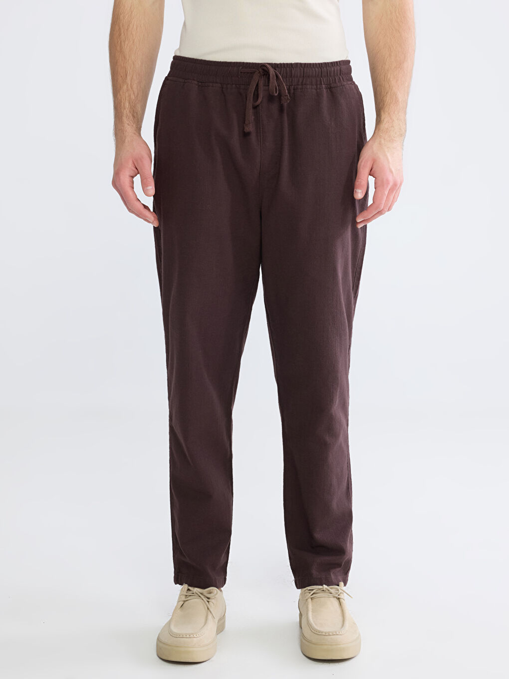 Kahverengi Keten Görünümlü Rahat Kalıp Erkek Pantolon-1