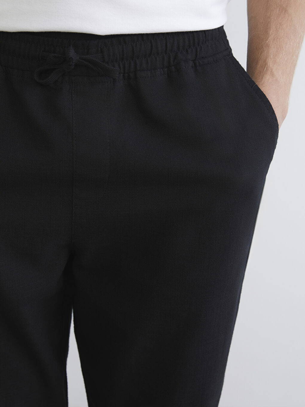 Siyah Rahat Kalıp Keten Görünümlü Erkek Pantolon-8