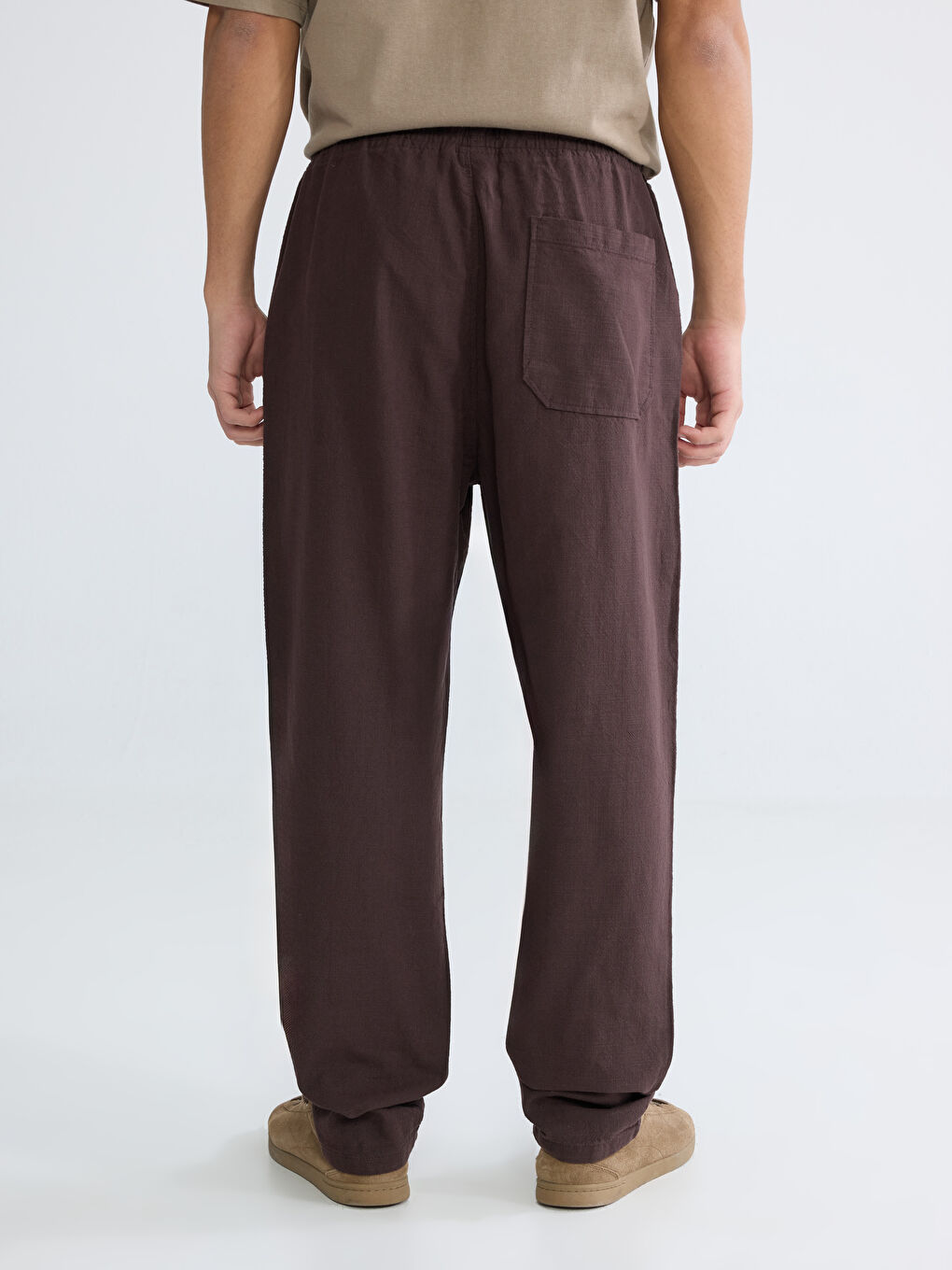 Kahverengi Rahat Kalıp Keten Görünümlü Erkek Pantolon-6