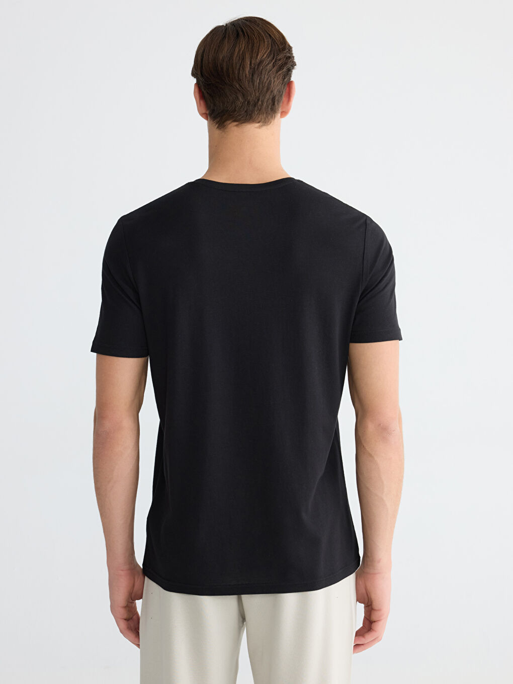 Siyah Bisiklet Yaka Erkek Tişört-3